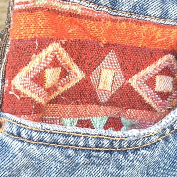 ASOS Bershka Vintage Inspired Tapestry Jean Shorts 4 - Picture 3 of 9